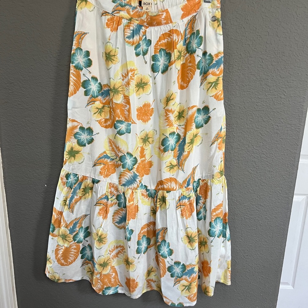 Roxy skirt sz large